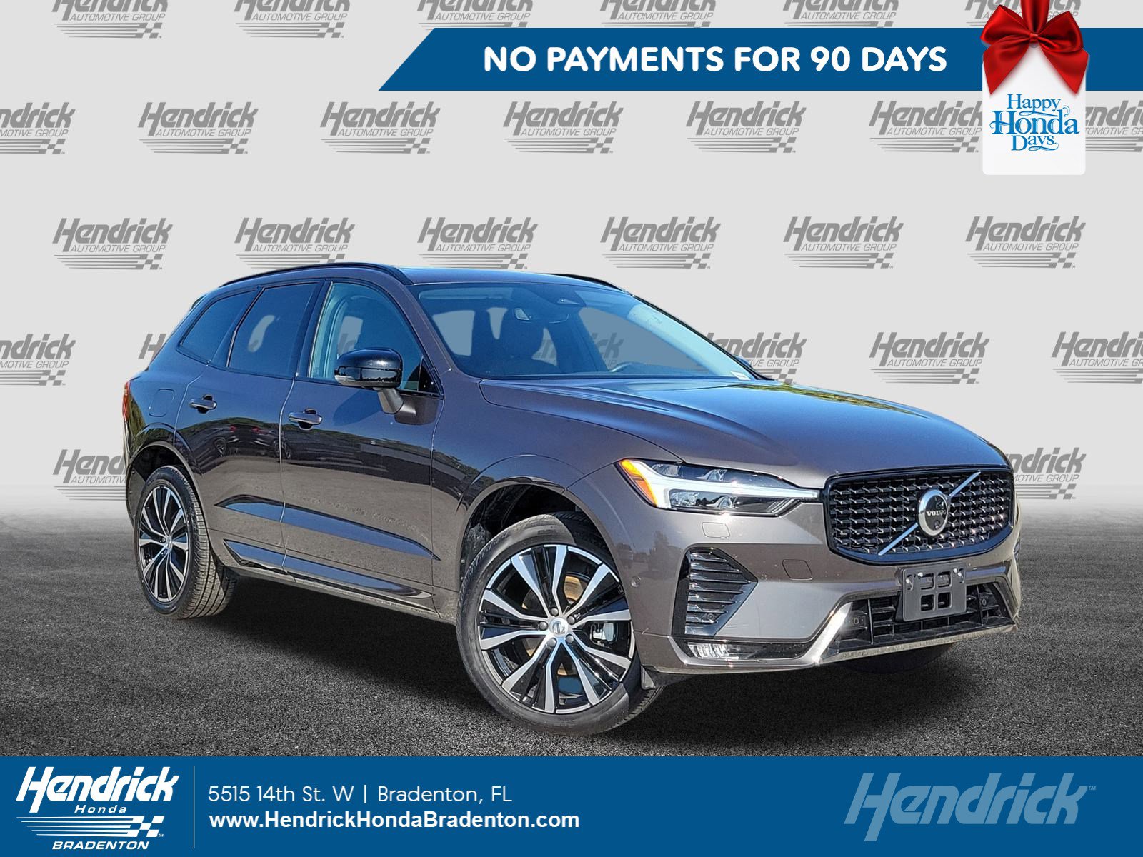 2025 Volvo XC60 Plus's photo