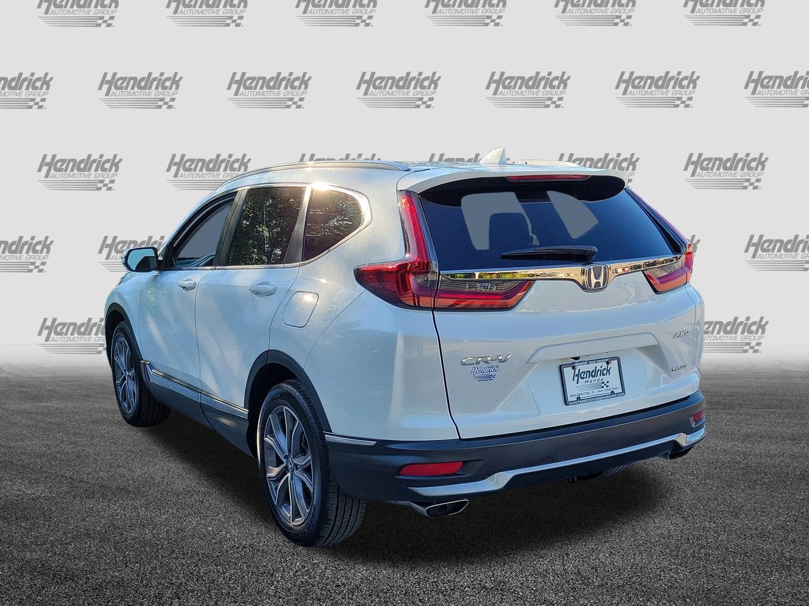 2022 Honda CR-V Touring photo 3