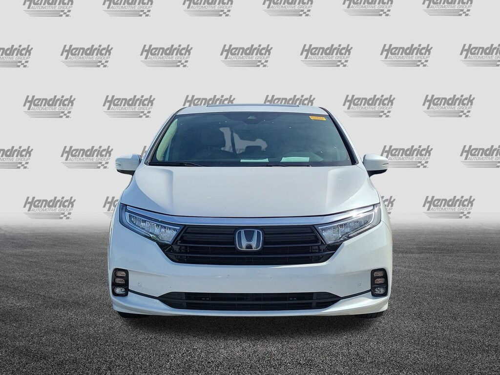 Used 2023 Honda Odyssey Touring Van
