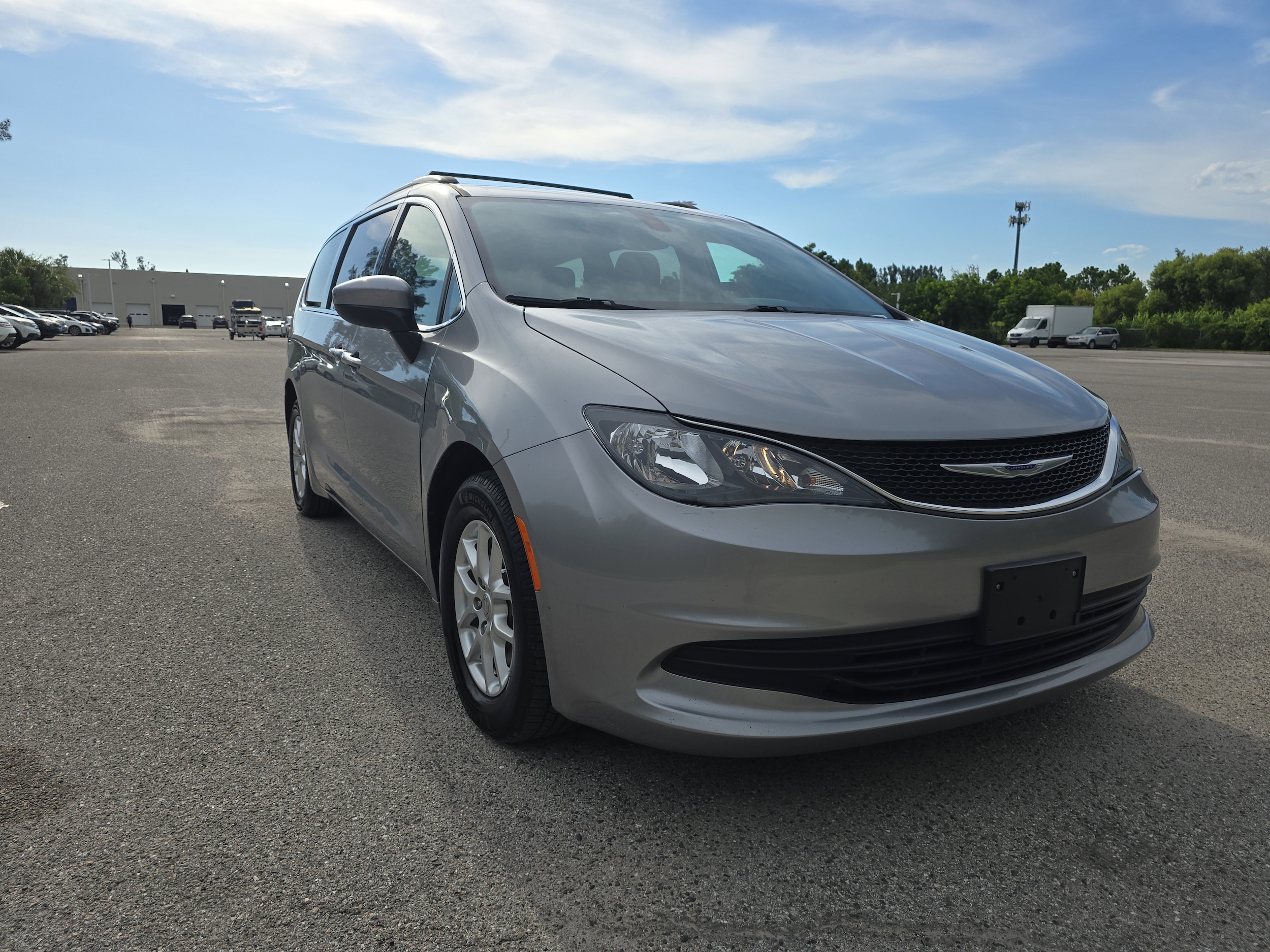2020 Chrysler Voyager LXI