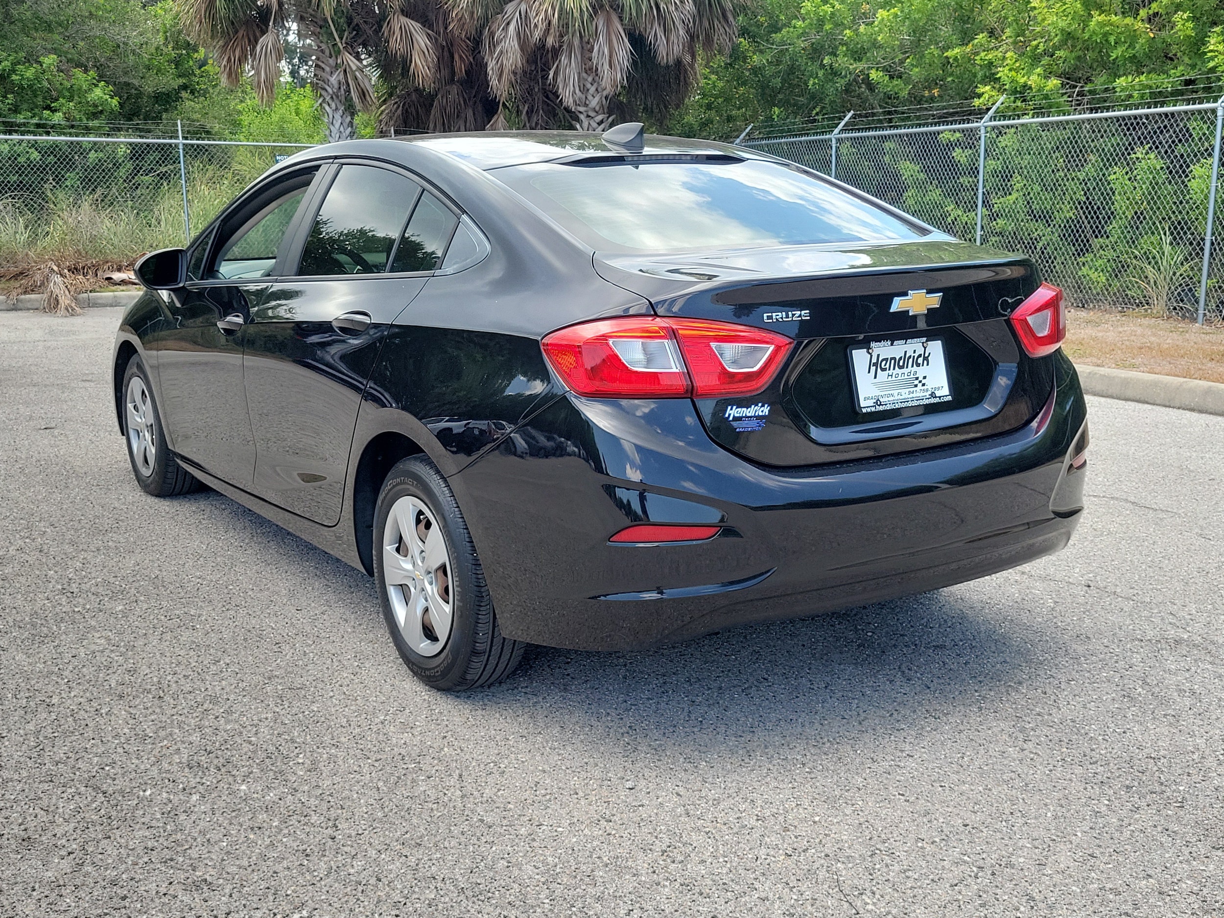 Chevrolet Cruze LS Auto