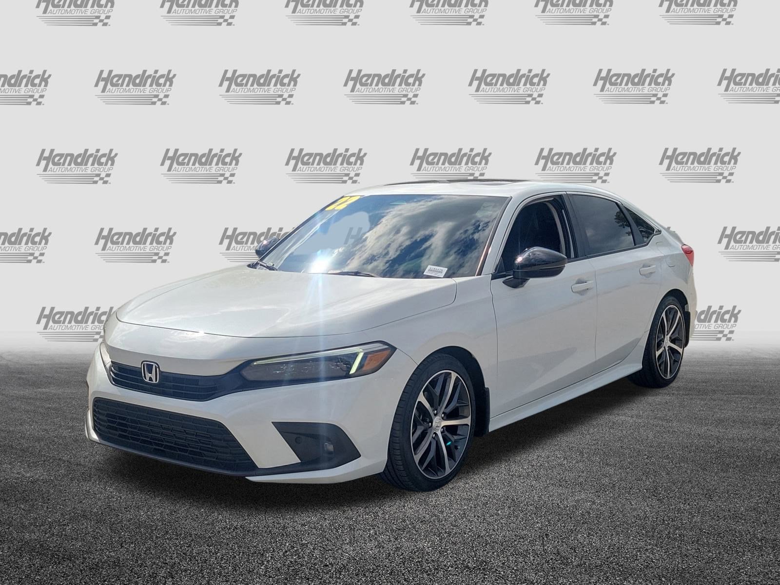 2022 Honda Civic Touring photo 4