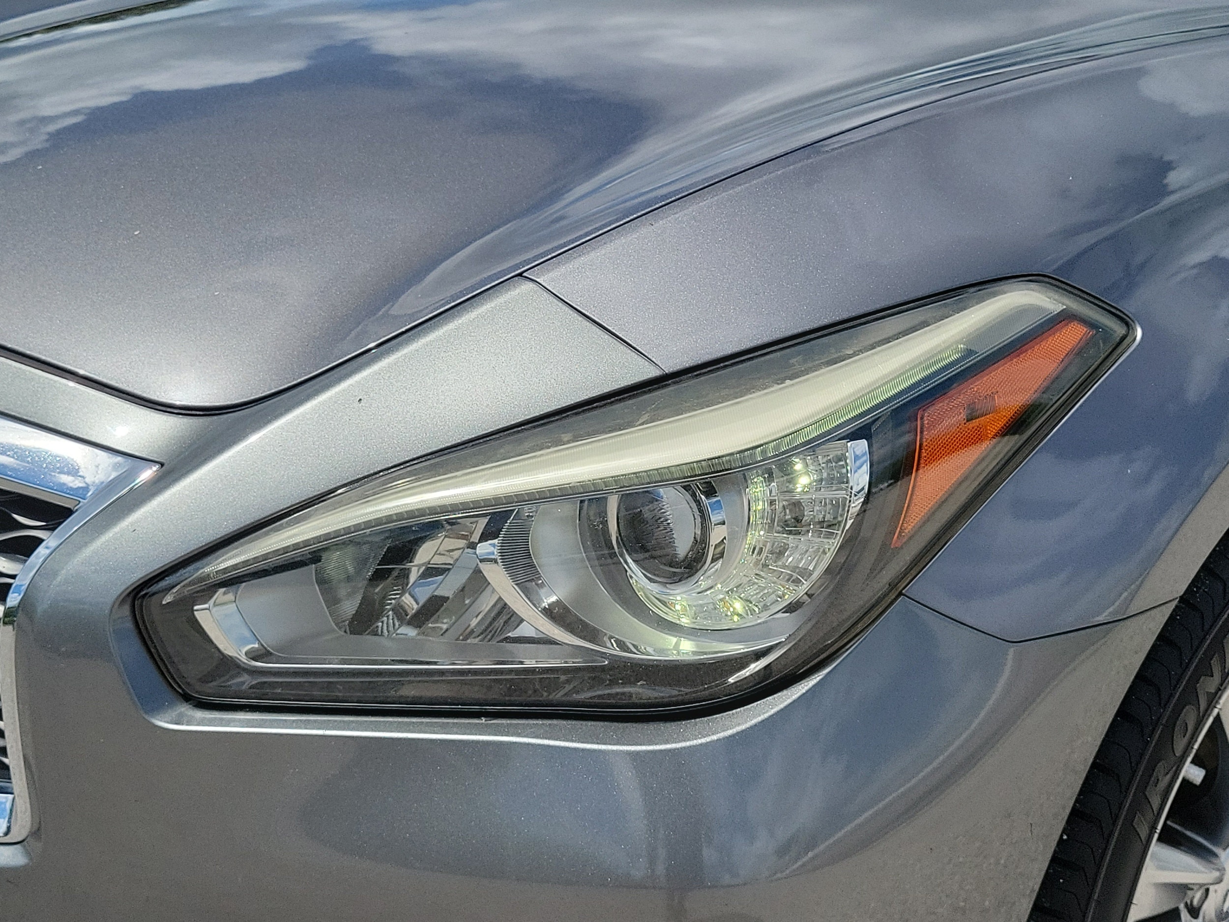 2015 INFINITI Q70 3.7