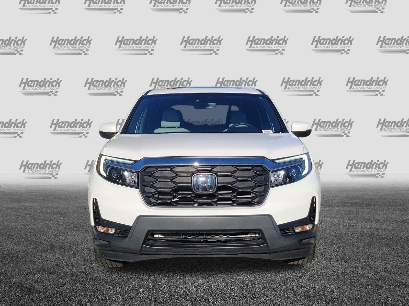 2023 Honda Passport EX-L photo 2