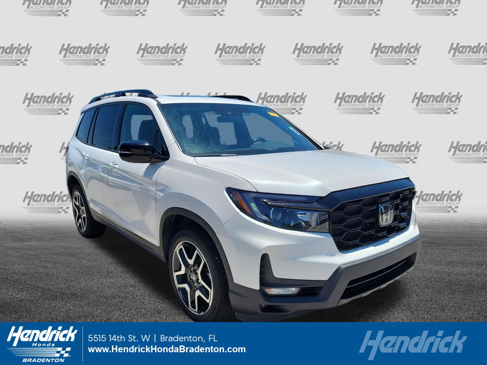 2023 Honda Passport 3.5 Elite 4WD Auto's photo