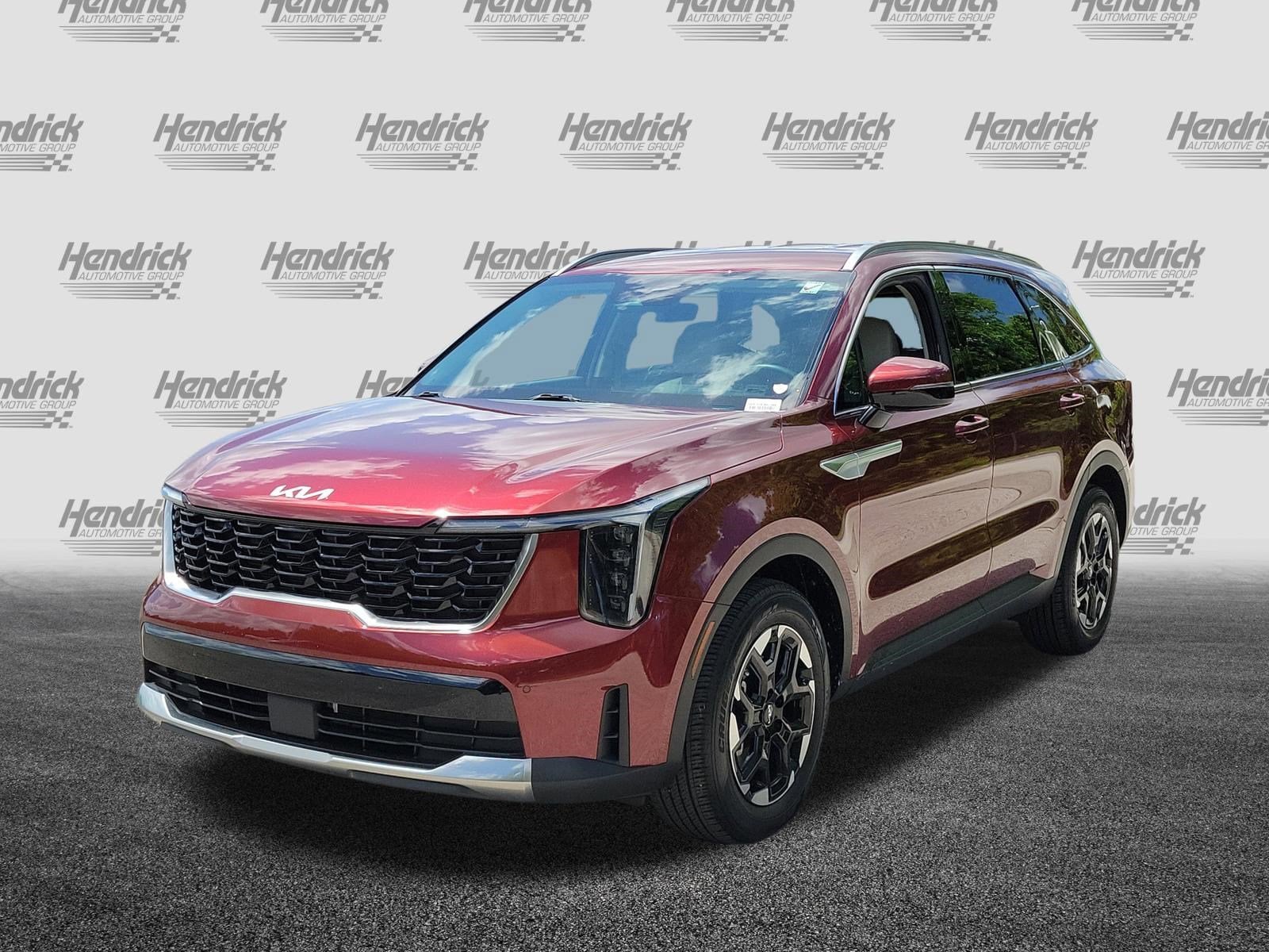 2024 Kia Sorento S photo 4