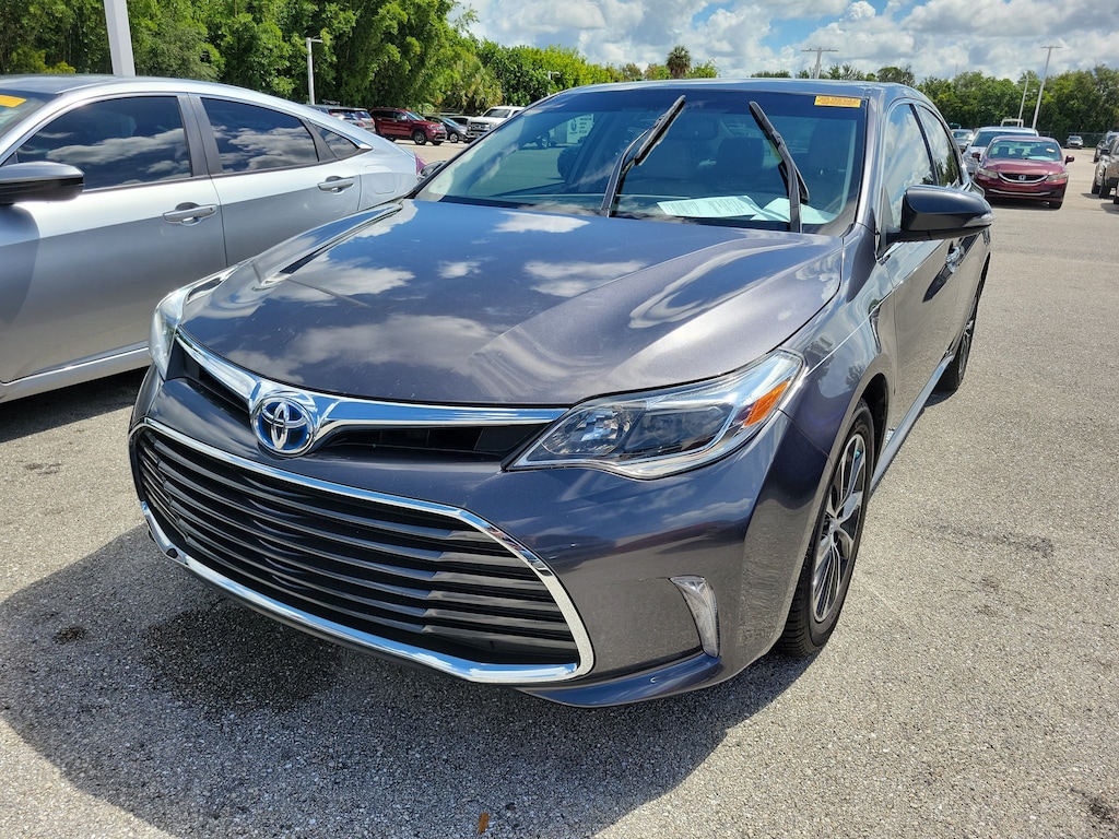 Used 2016 Toyota Avalon Hybrid XLE Premium Sedan