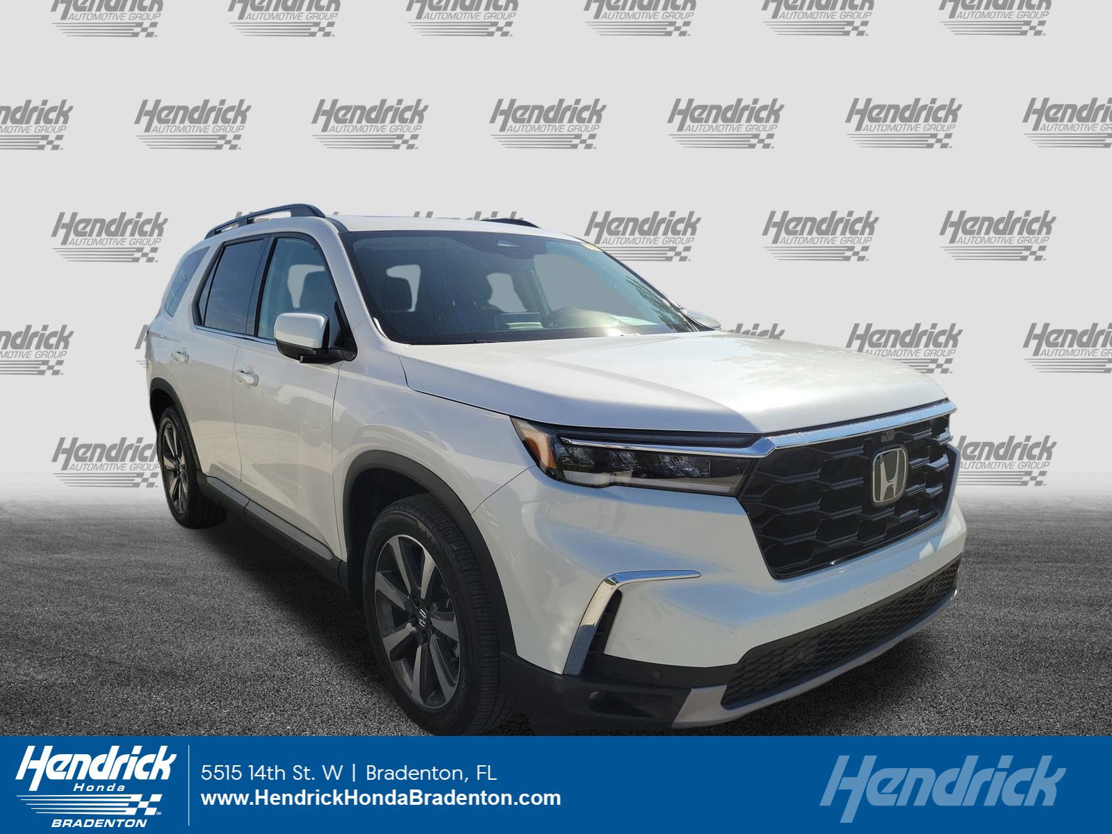 2024 Honda Pilot Elite's photo