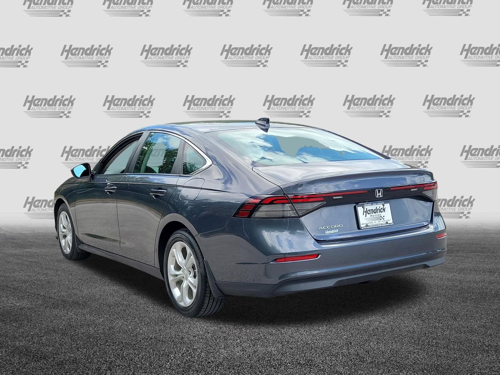 2023 Honda Accord LX photo 3