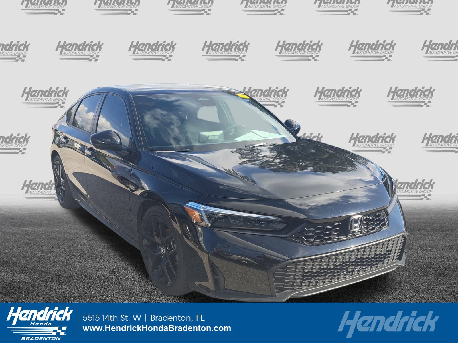 2025 Honda Civic Hatchback Sport's photo