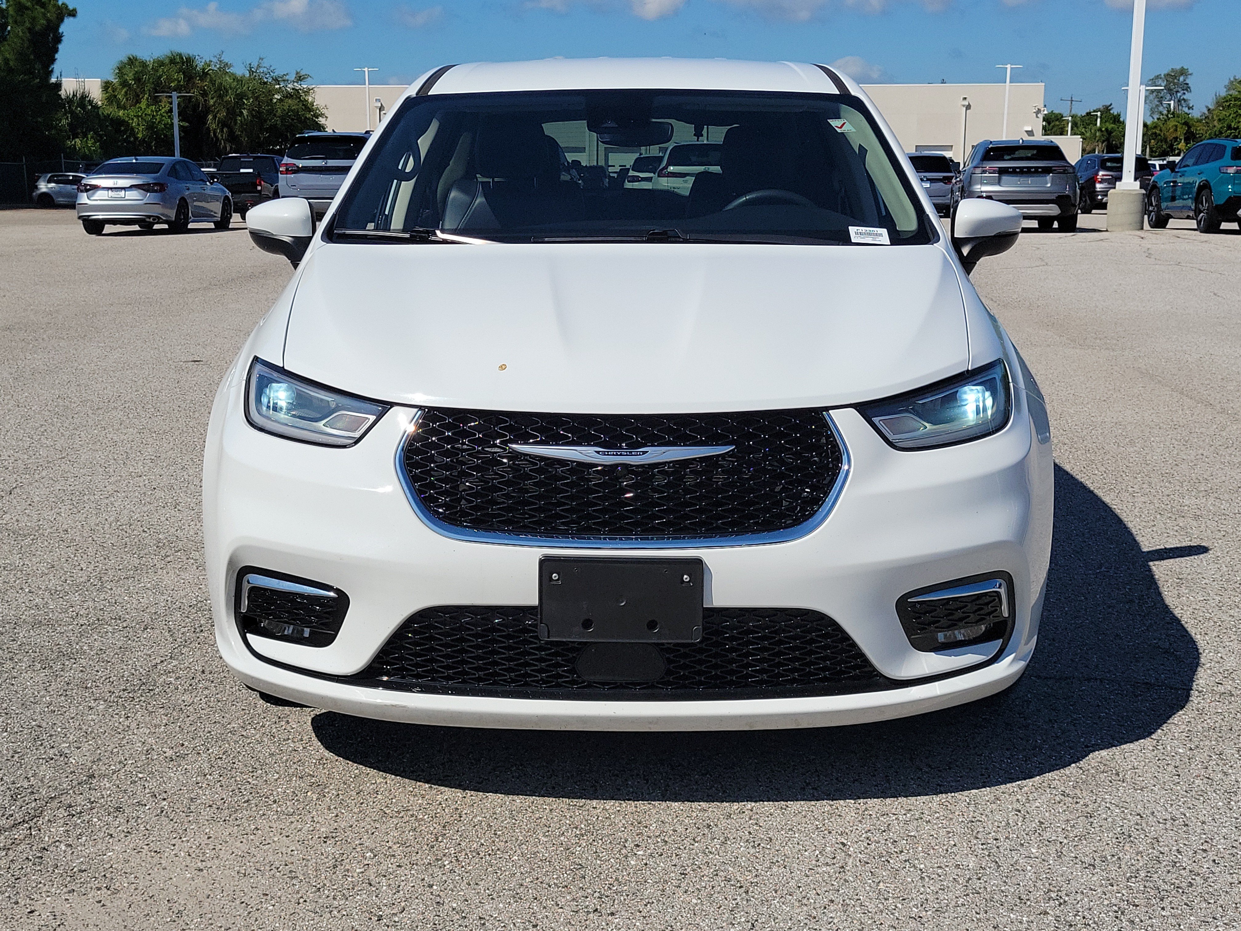 Used 2023 Chrysler Pacifica Touring L Van Passenger Van