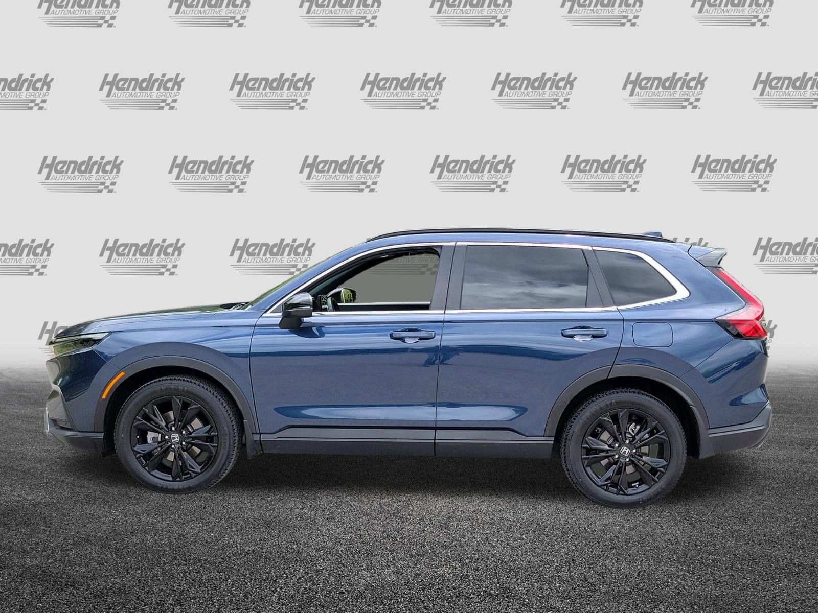 2023 Honda CR-V Hybrid Sport Touring photo 6