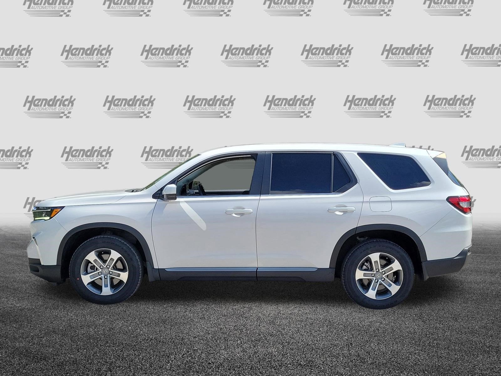 2024 Honda Pilot EX-L photo 6