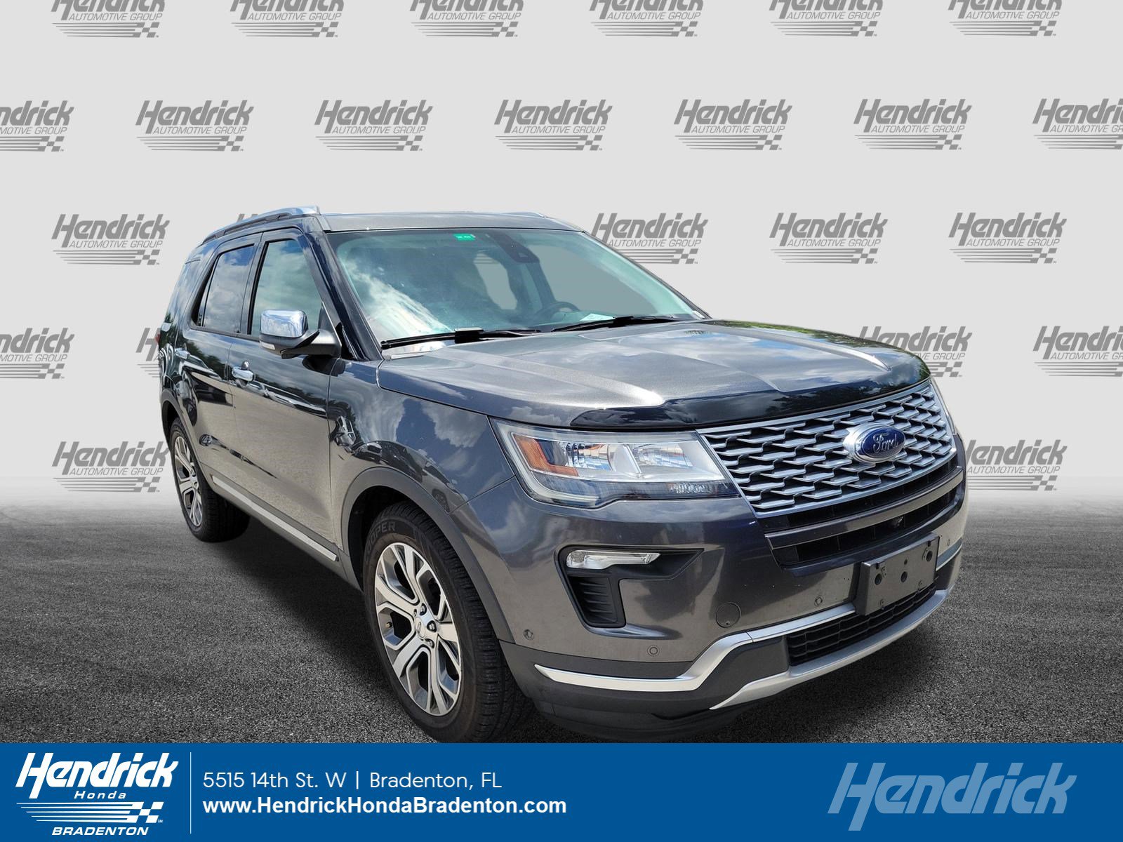 2019 Ford Explorer Platinum 4WD's photo