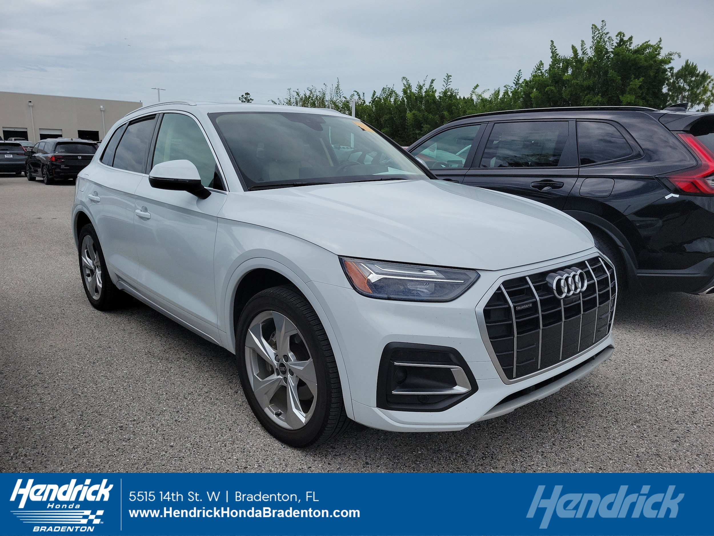 2021 Audi Q5 45 Premium Plus's photo