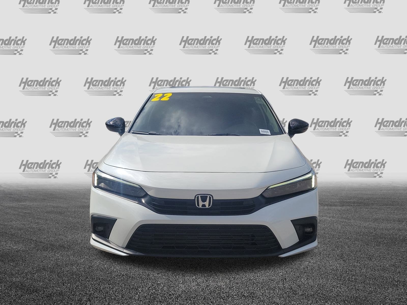 2022 Honda Civic Touring photo 2