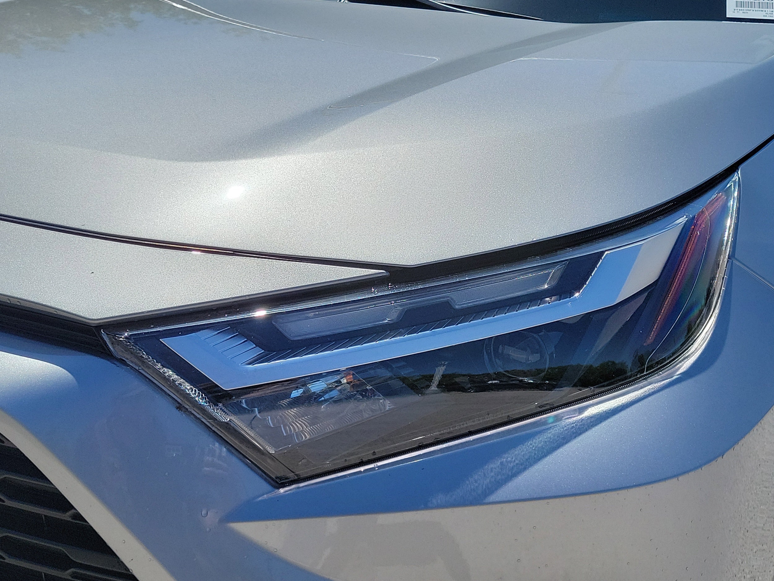 2024 Toyota RAV4 LE photo 5