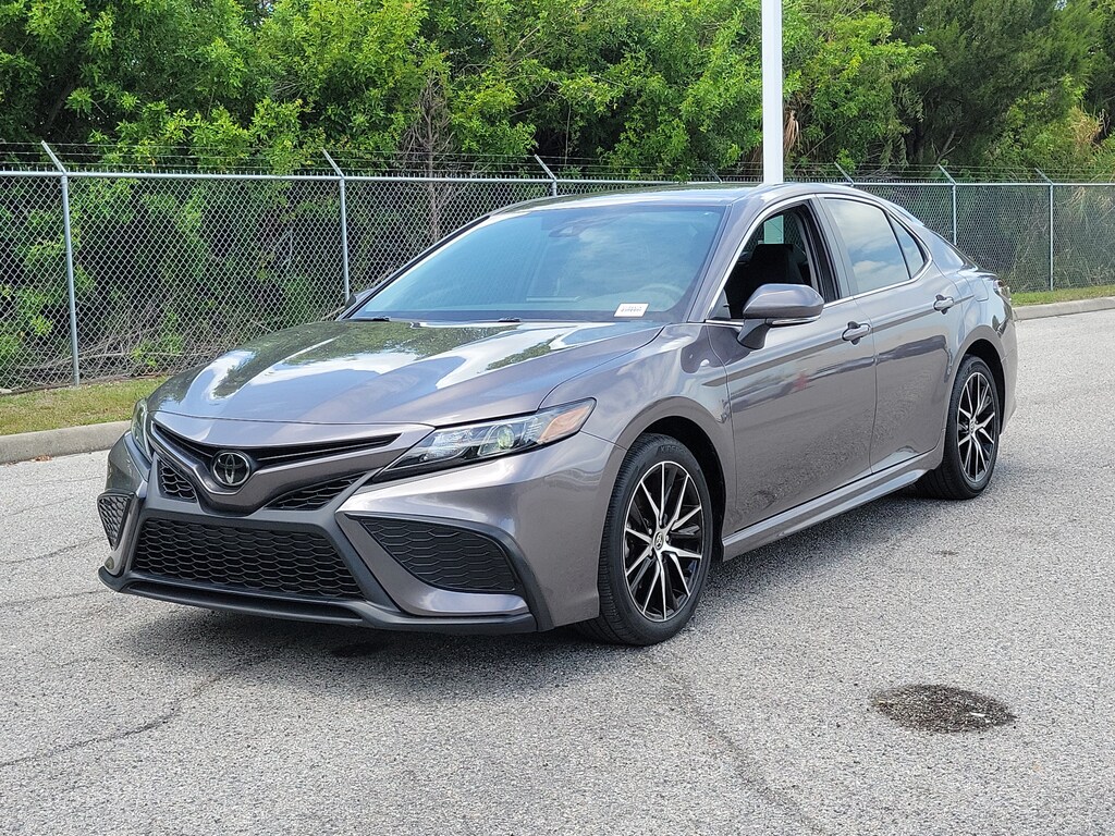 Used 2023 Toyota Camry SE Sedan