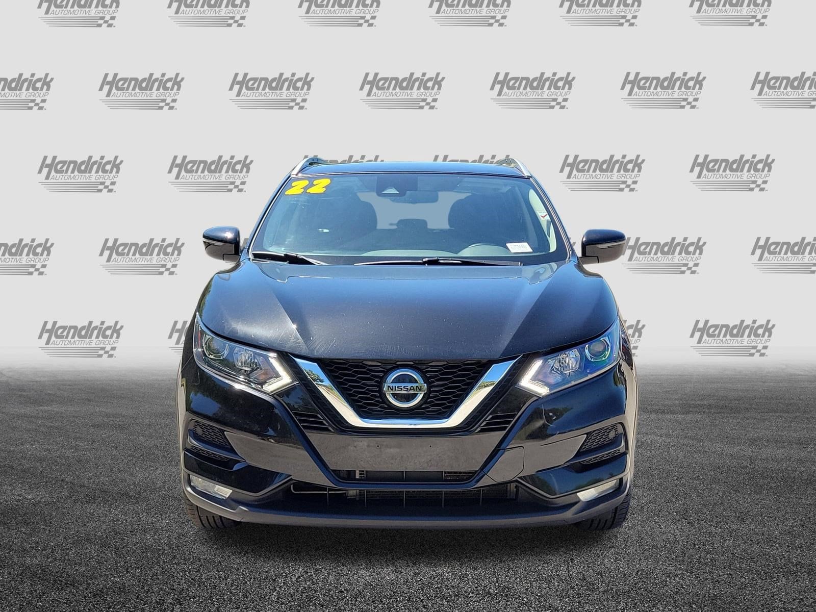 2022 Nissan Rogue Sport SV photo 2