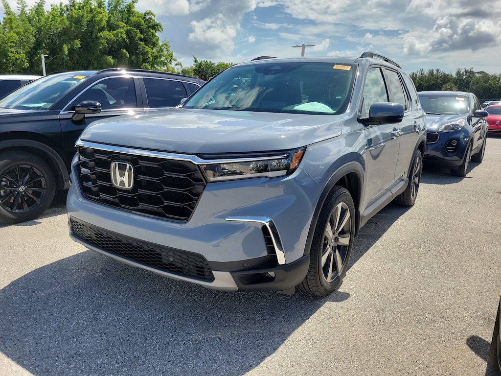Used 2024 Honda Pilot Touring SUV