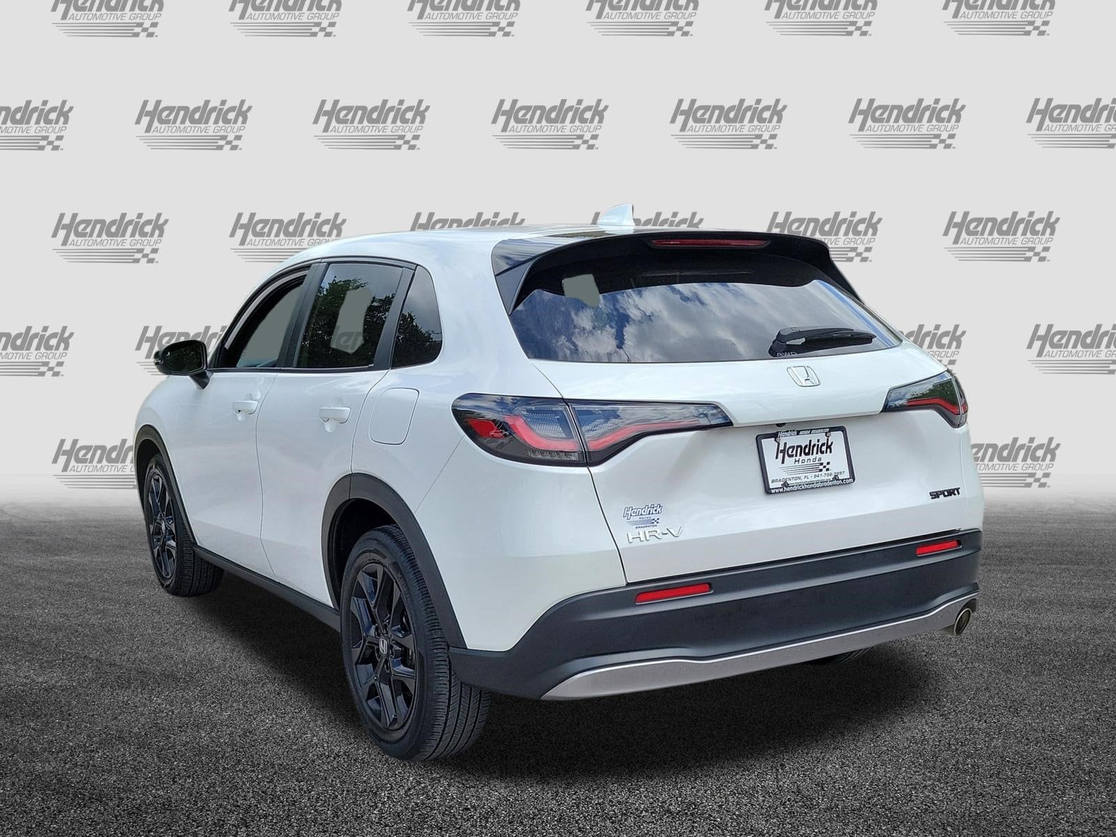 2024 Honda HR-V Sport w/BSI photo 3