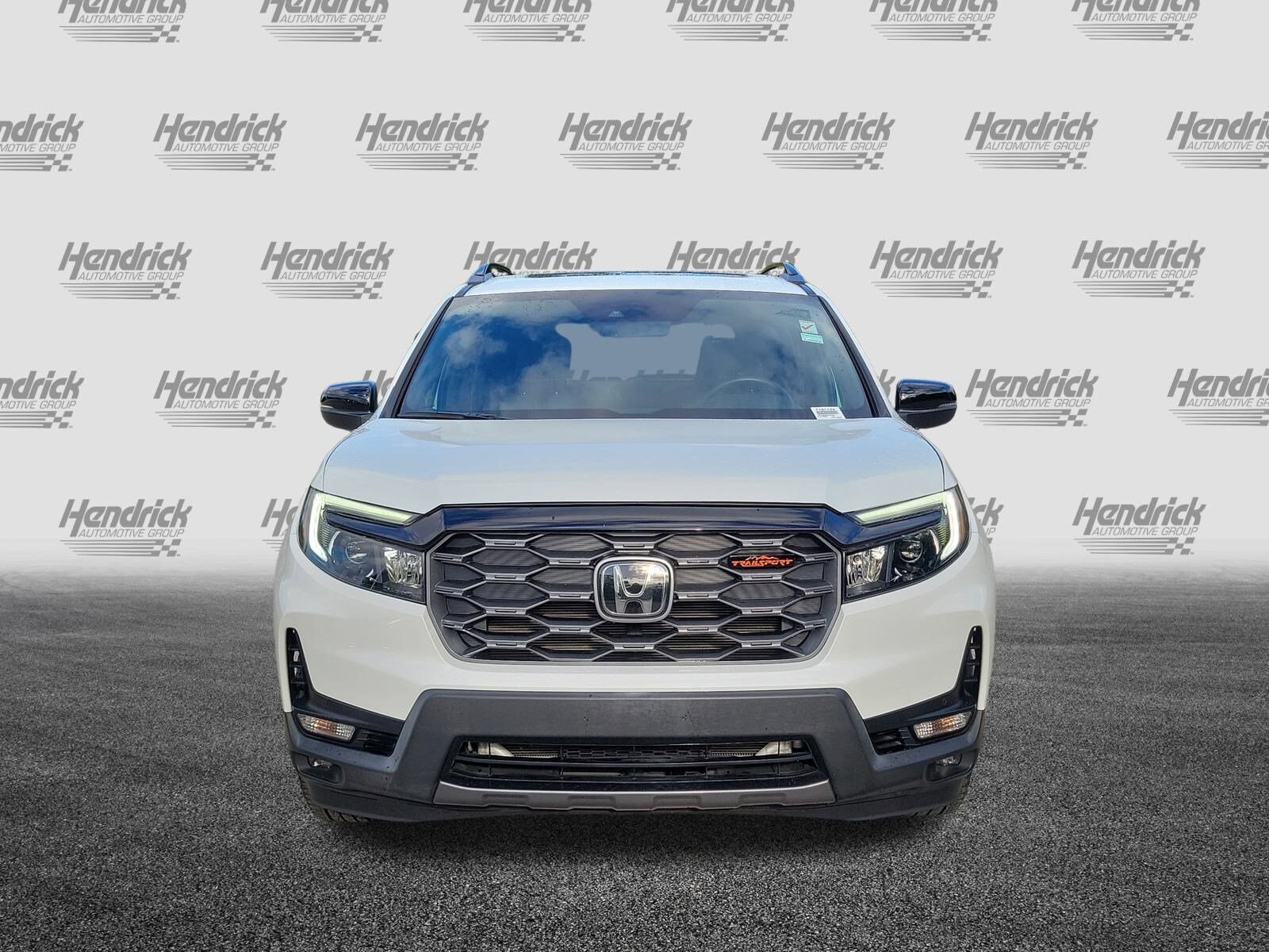 2023 Honda Passport TrailSport photo 2