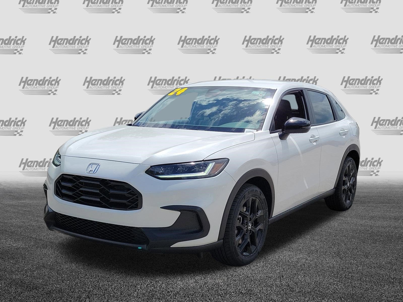 2024 Honda HR-V Sport w/BSI photo 4