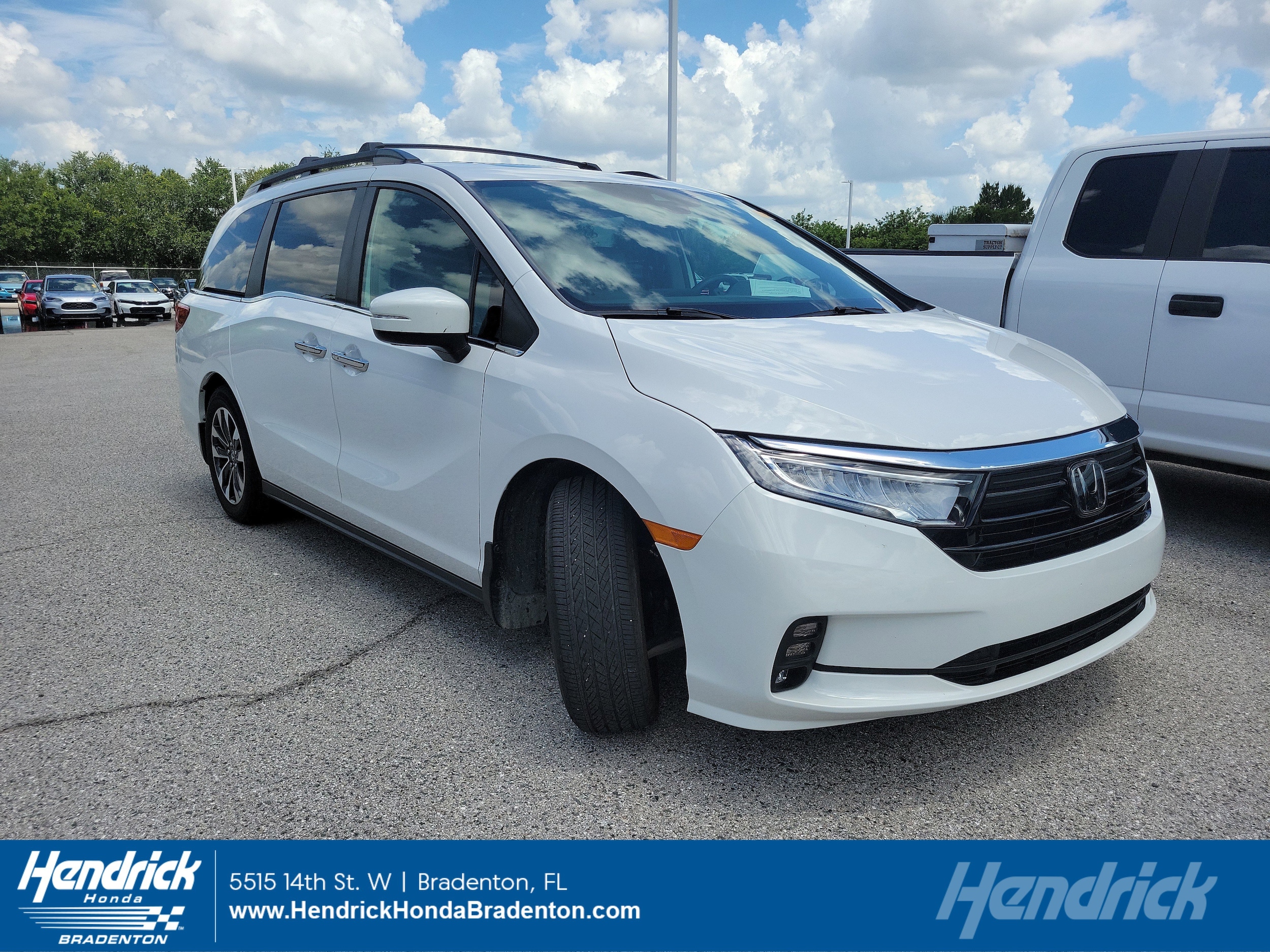 2024 Honda Odyssey EX-L's photo