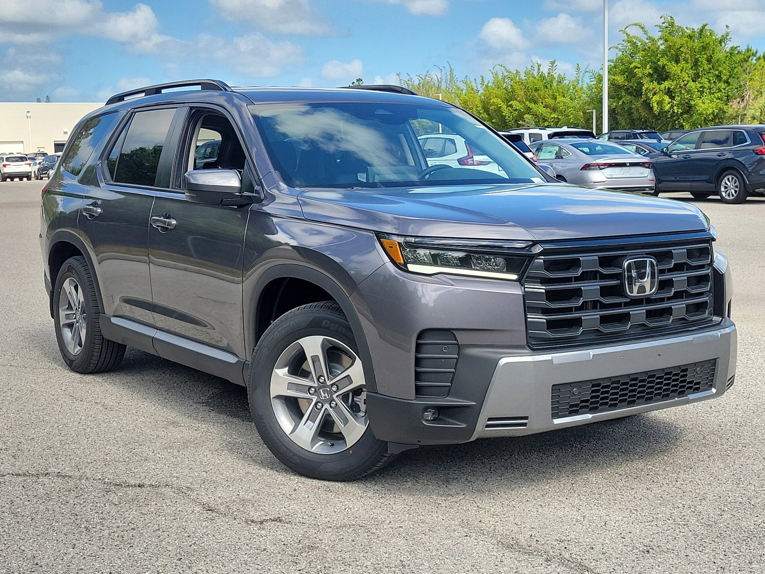 2026 Honda Pilot EX-L 2WD's photo