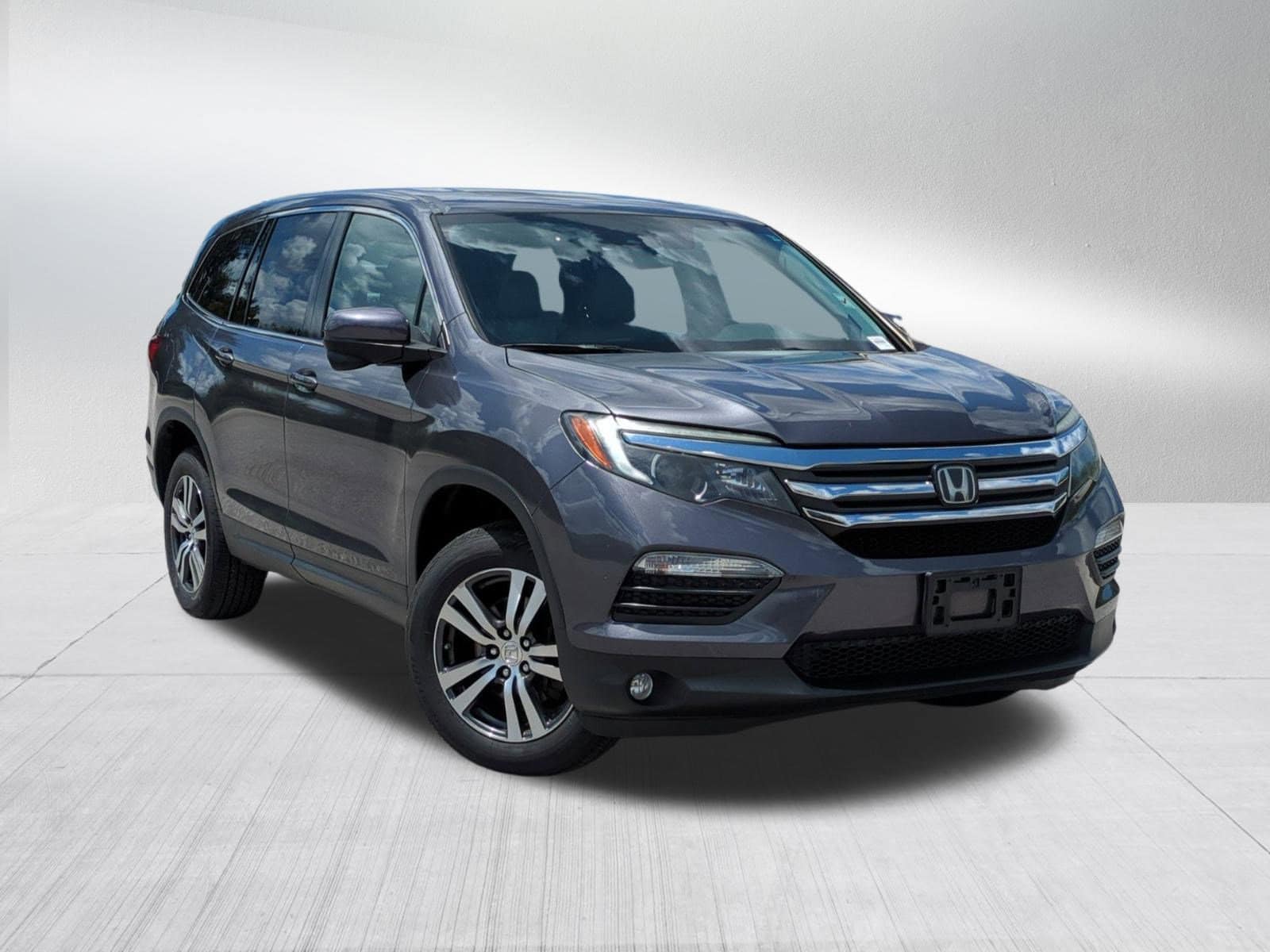 Used 2018 Honda Pilot EX-L with VIN 5FNYF6H6XJB044782 for sale in Bradenton, FL