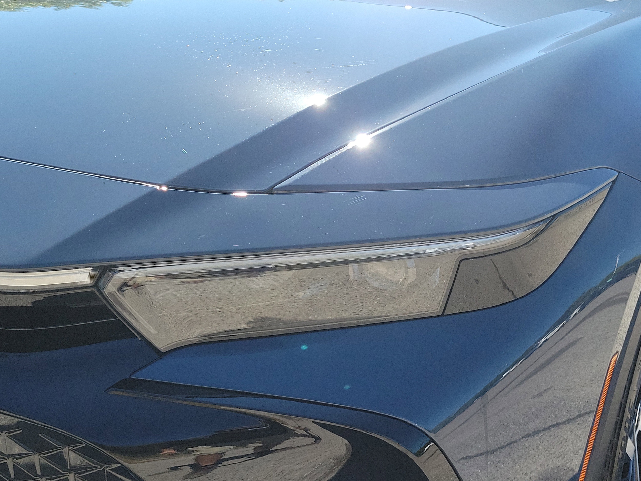 2026 Toyota Crown XLE photo 4