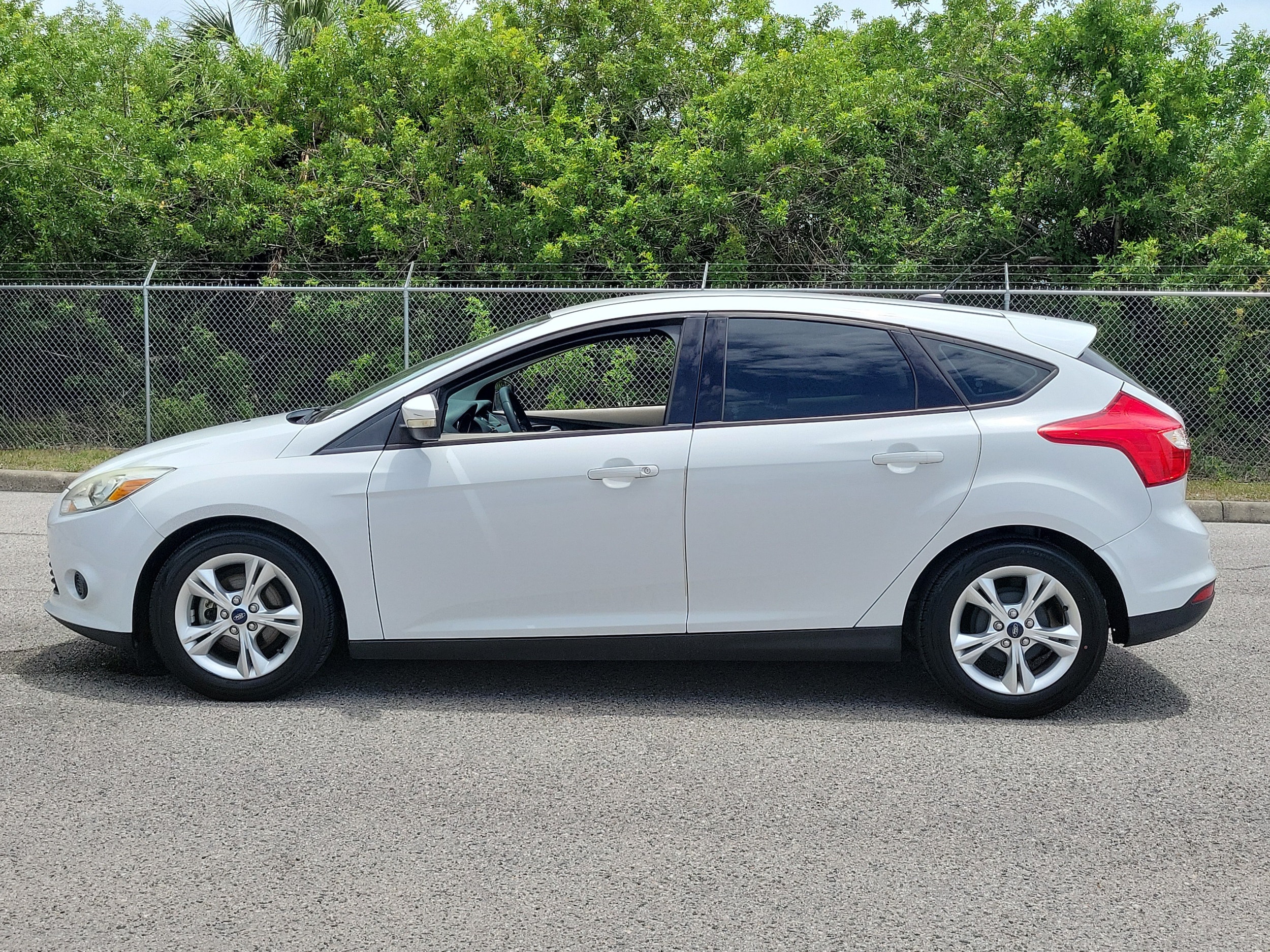 Ford Focus SE