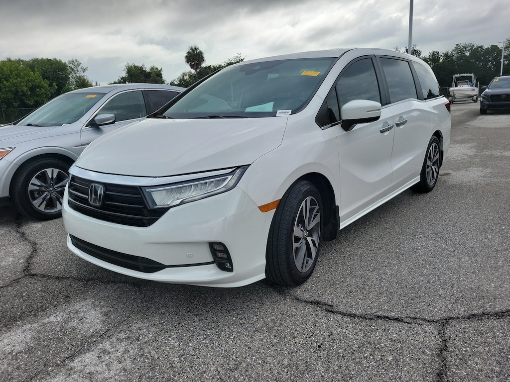 Used 2024 Honda Odyssey Touring Van