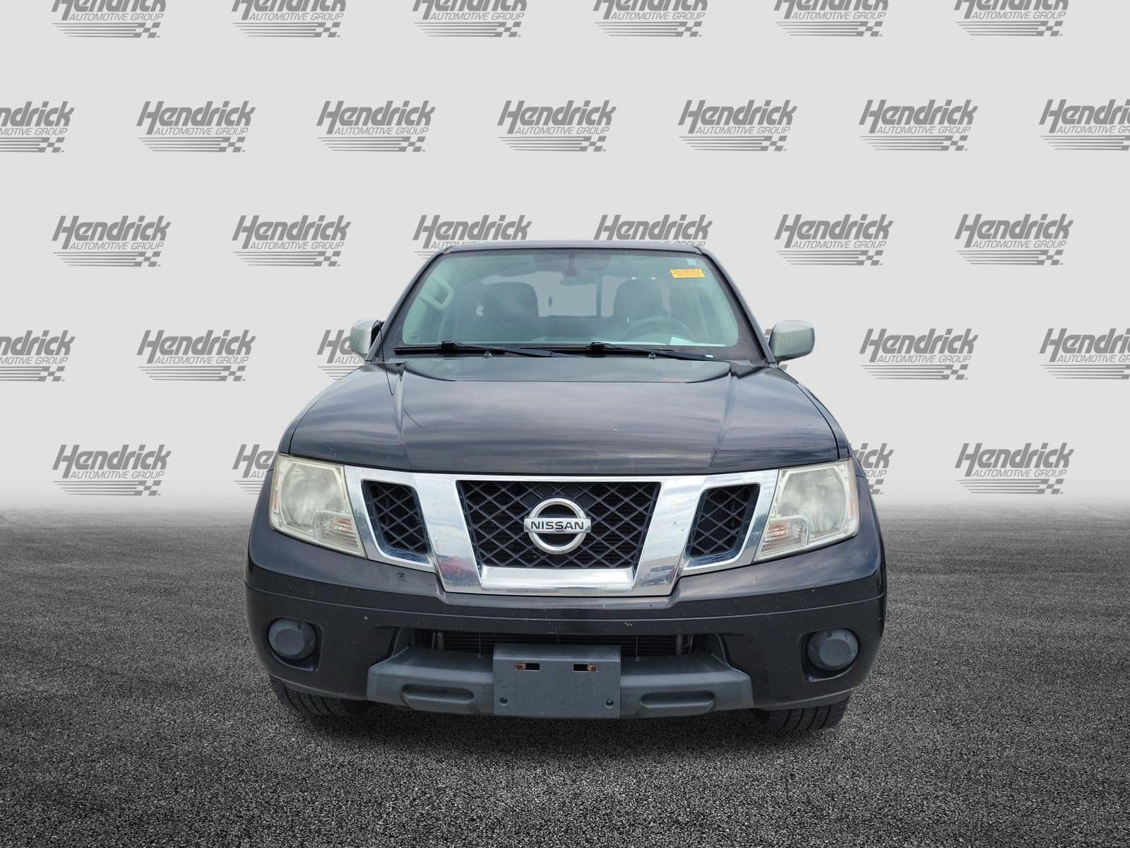 Nissan Frontier SV