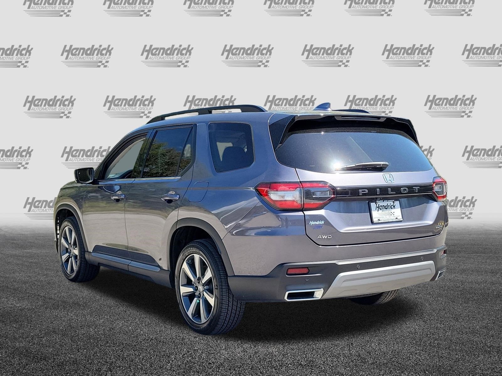 2025 Honda Pilot Elite photo 3