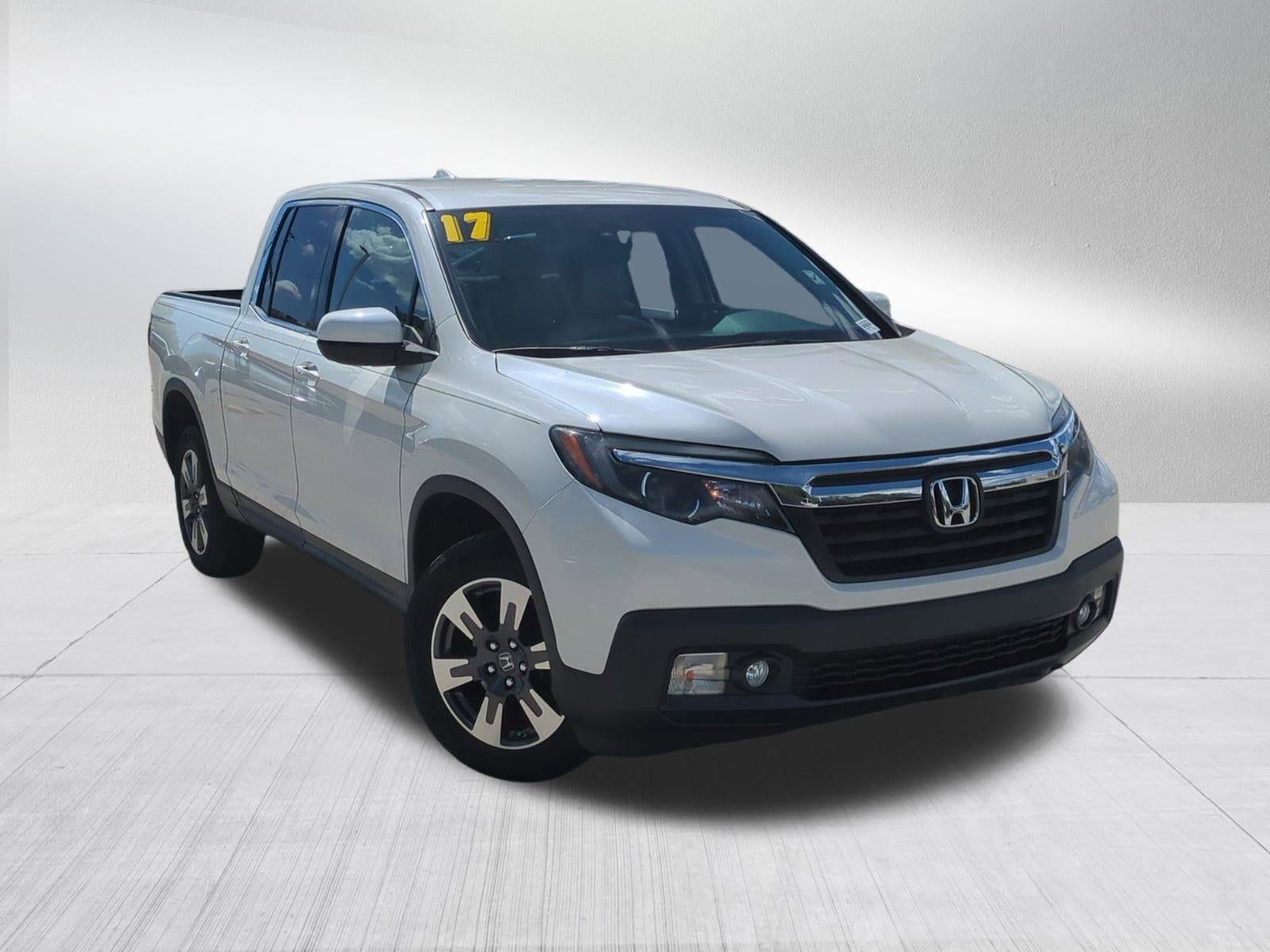 Used 2017 Honda Ridgeline RTL with VIN 5FPYK3F55HB020718 for sale in Bradenton, FL