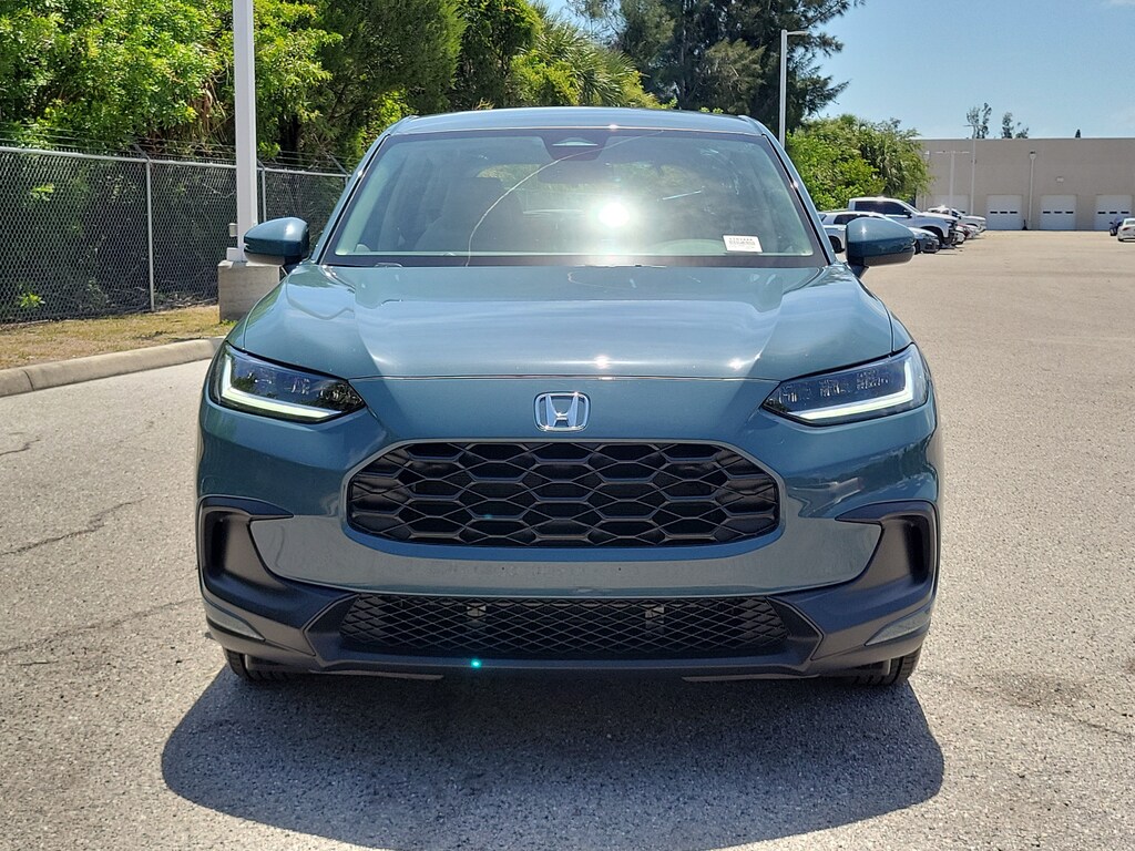 Used 2025 Honda HR-V LX SUV