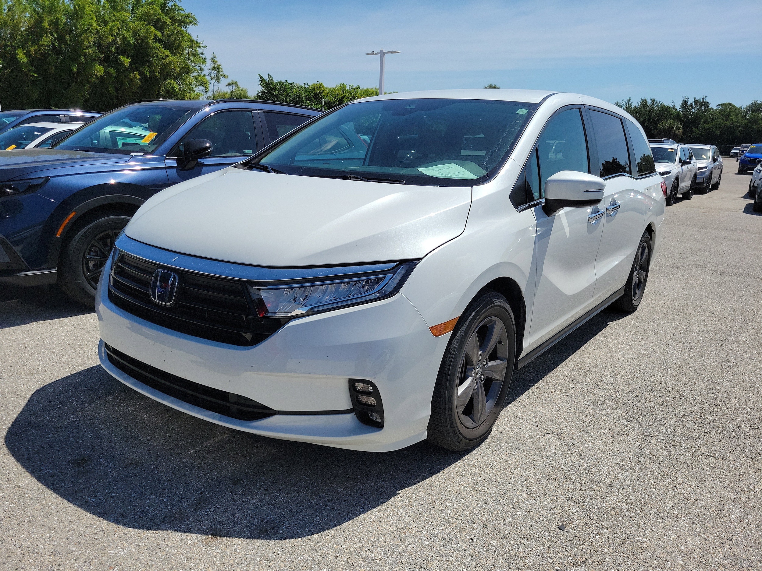 2021 Honda Odyssey EX photo 4