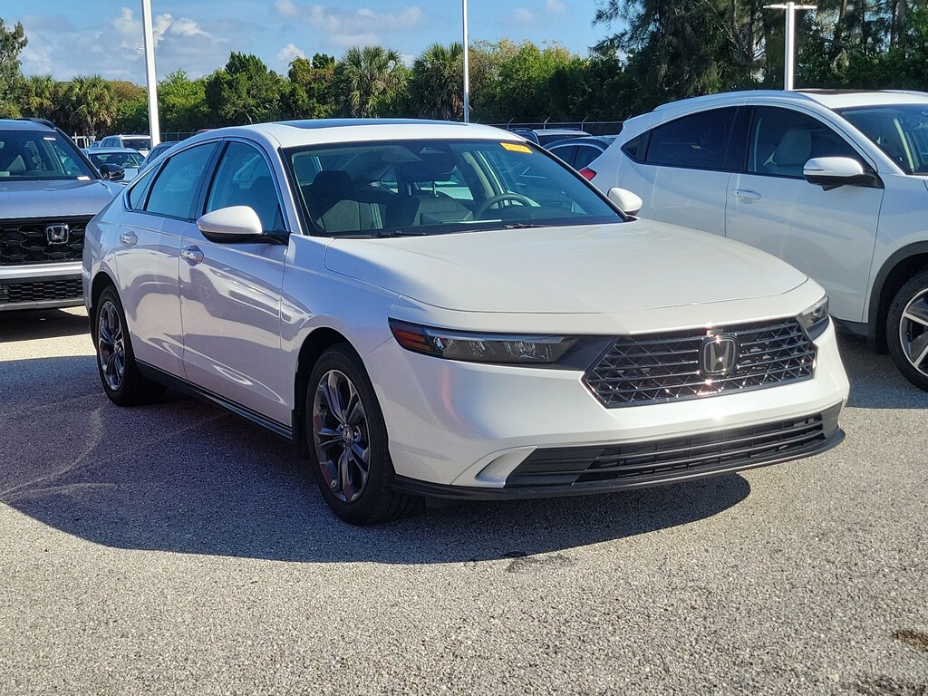 Certified 2023 Honda Accord EX w/BSI Sedan