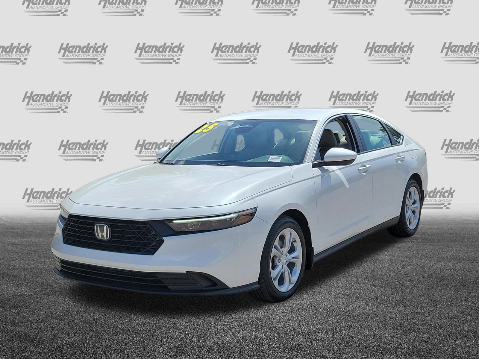 2025 Honda Accord LX photo 4