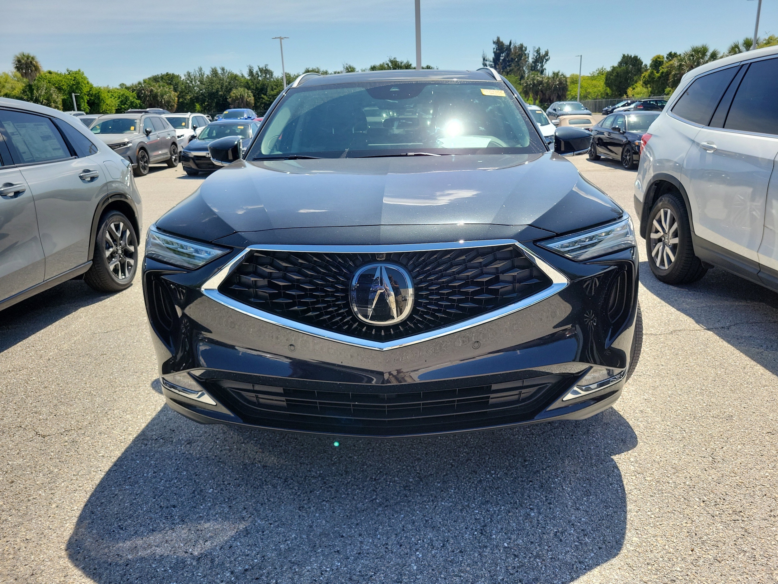 2024 Acura MDX SH-AWD Advance Package photo 2