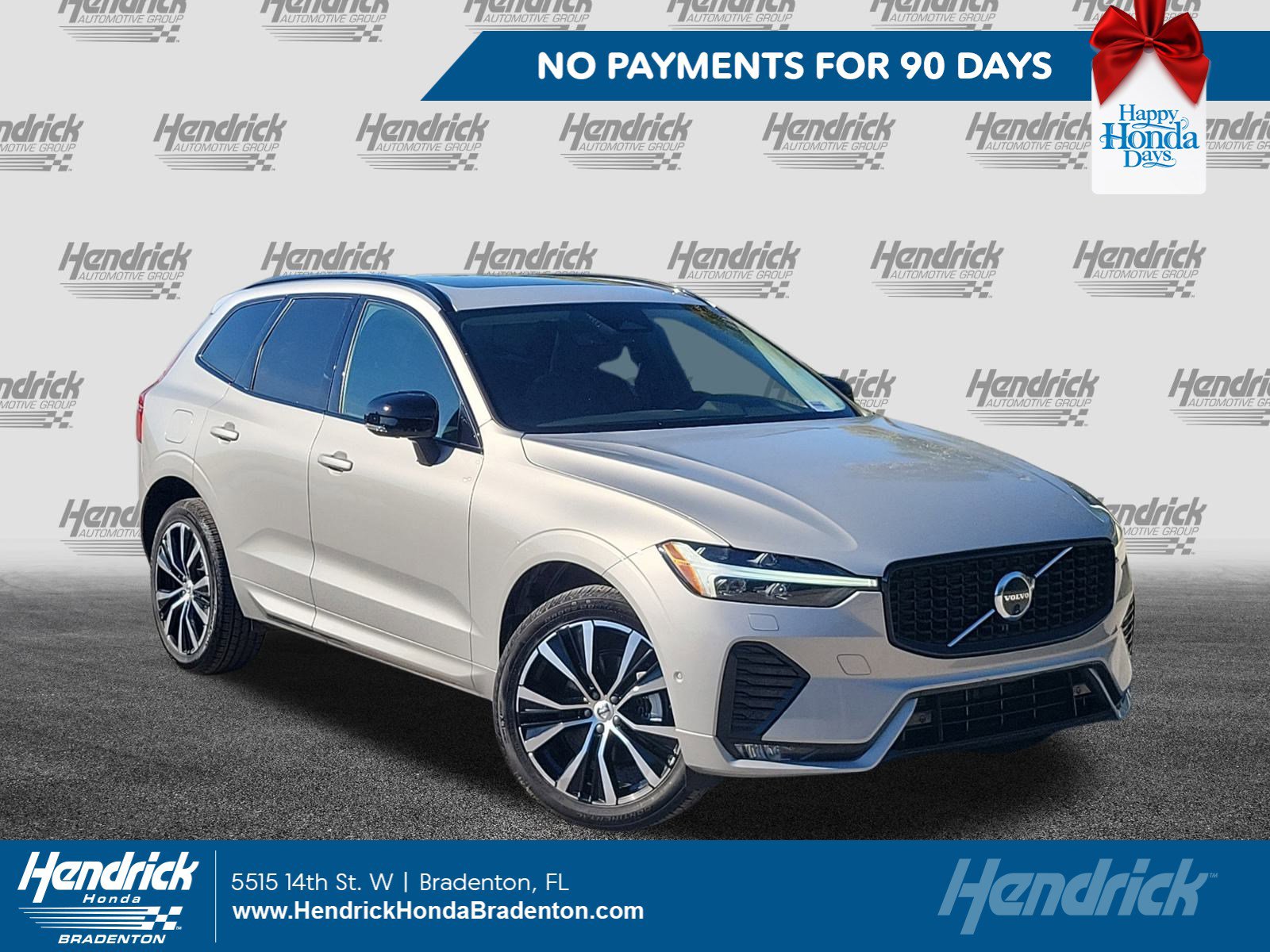 2025 Volvo XC60 Plus's photo