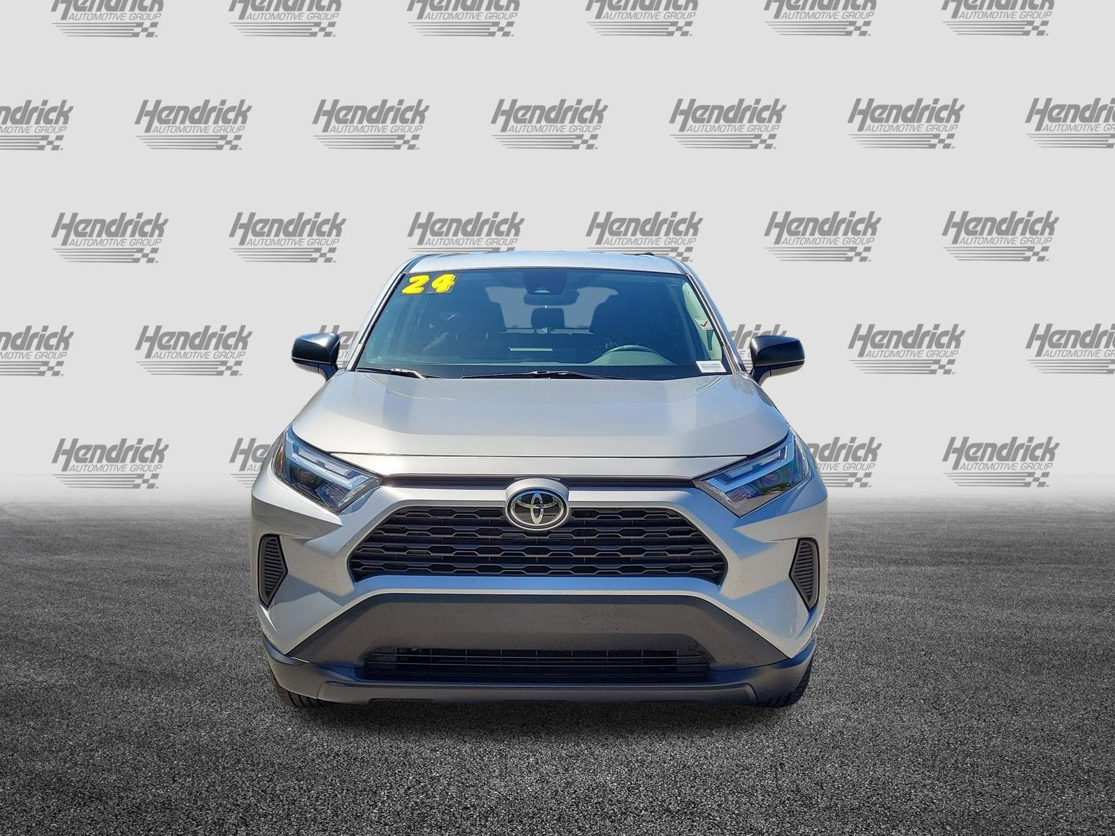 2024 Toyota RAV4 LE photo 2