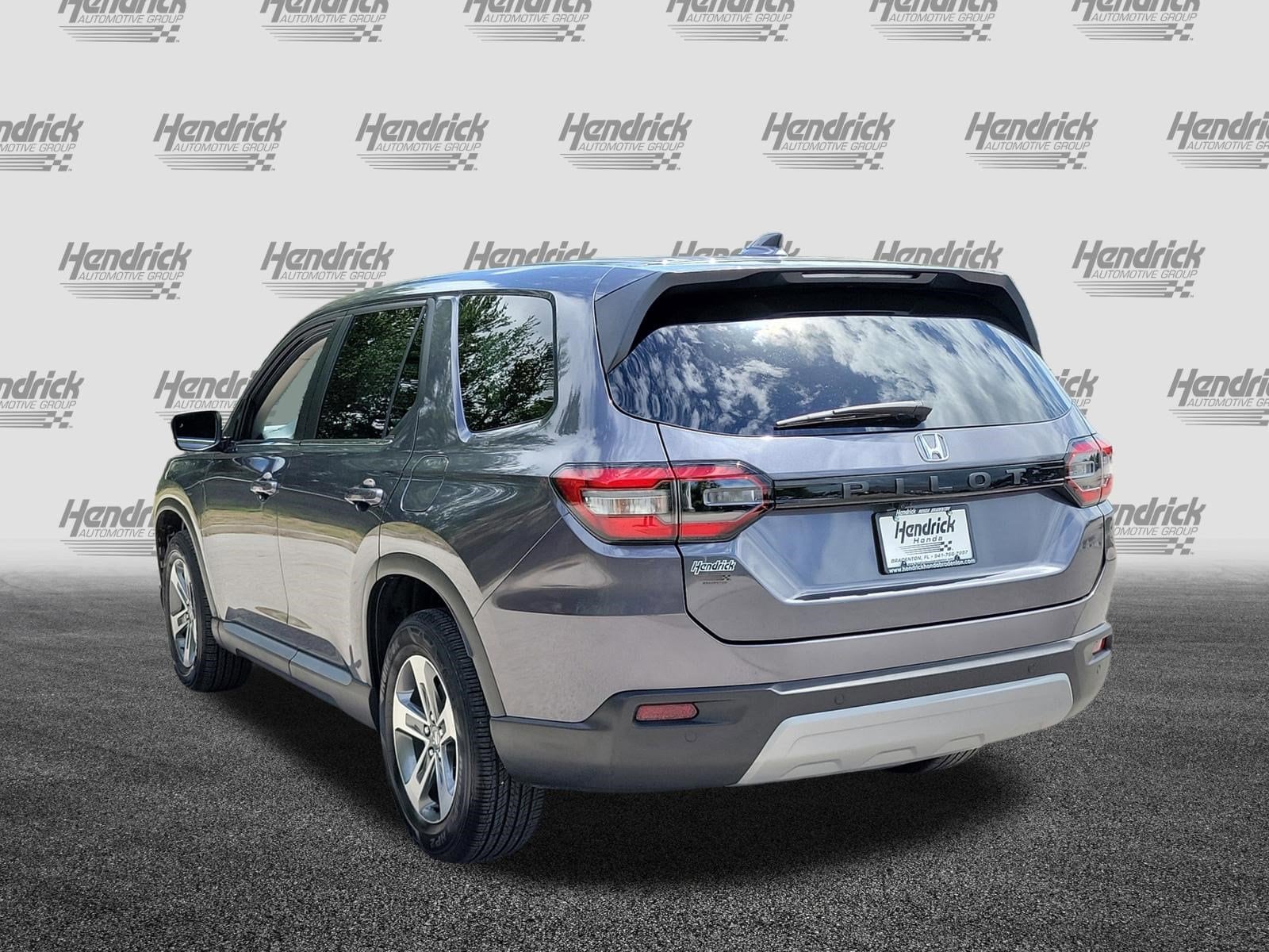 2025 Honda Pilot EX-L photo 3