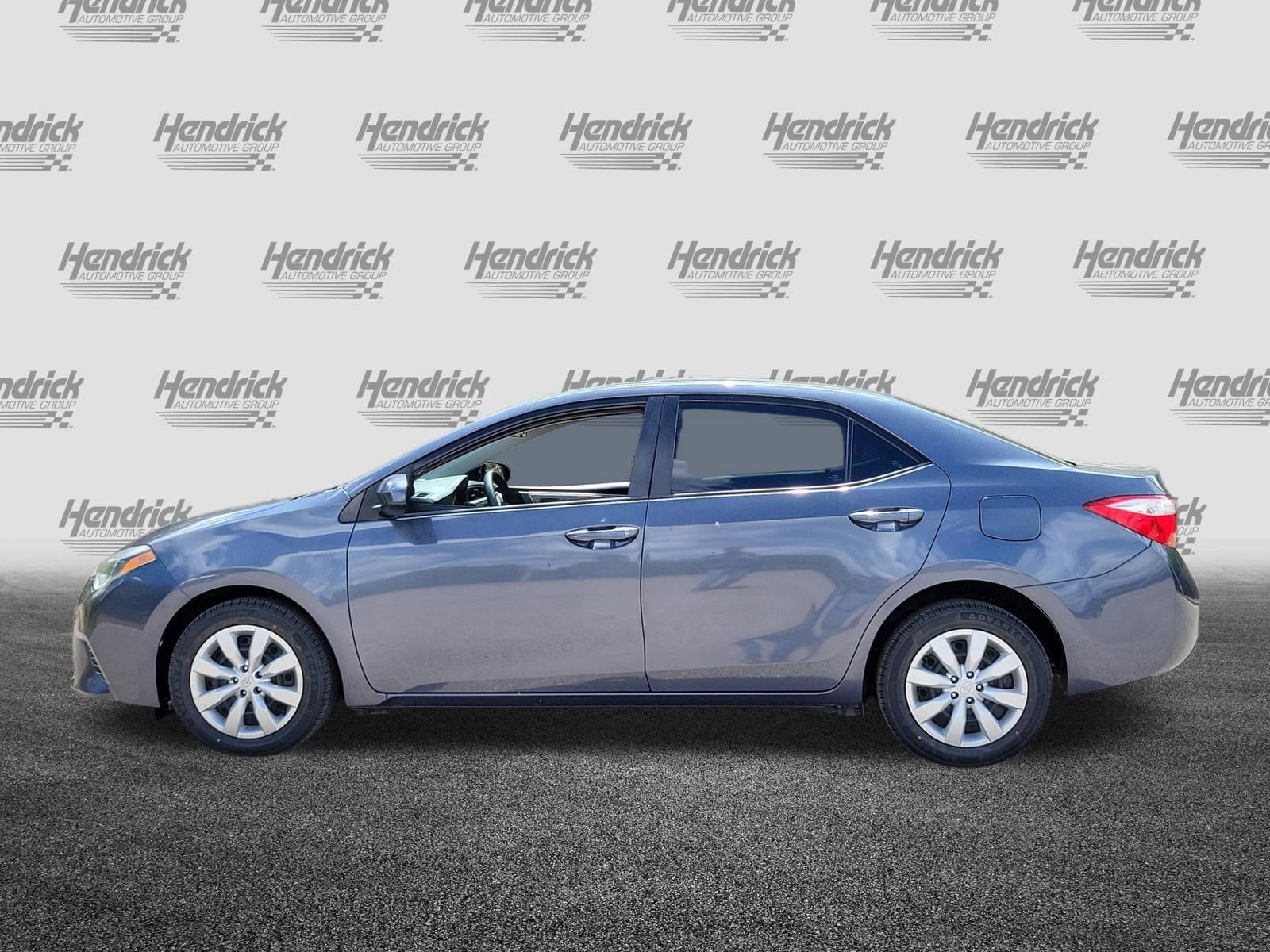 2016 Toyota Corolla LE photo 6