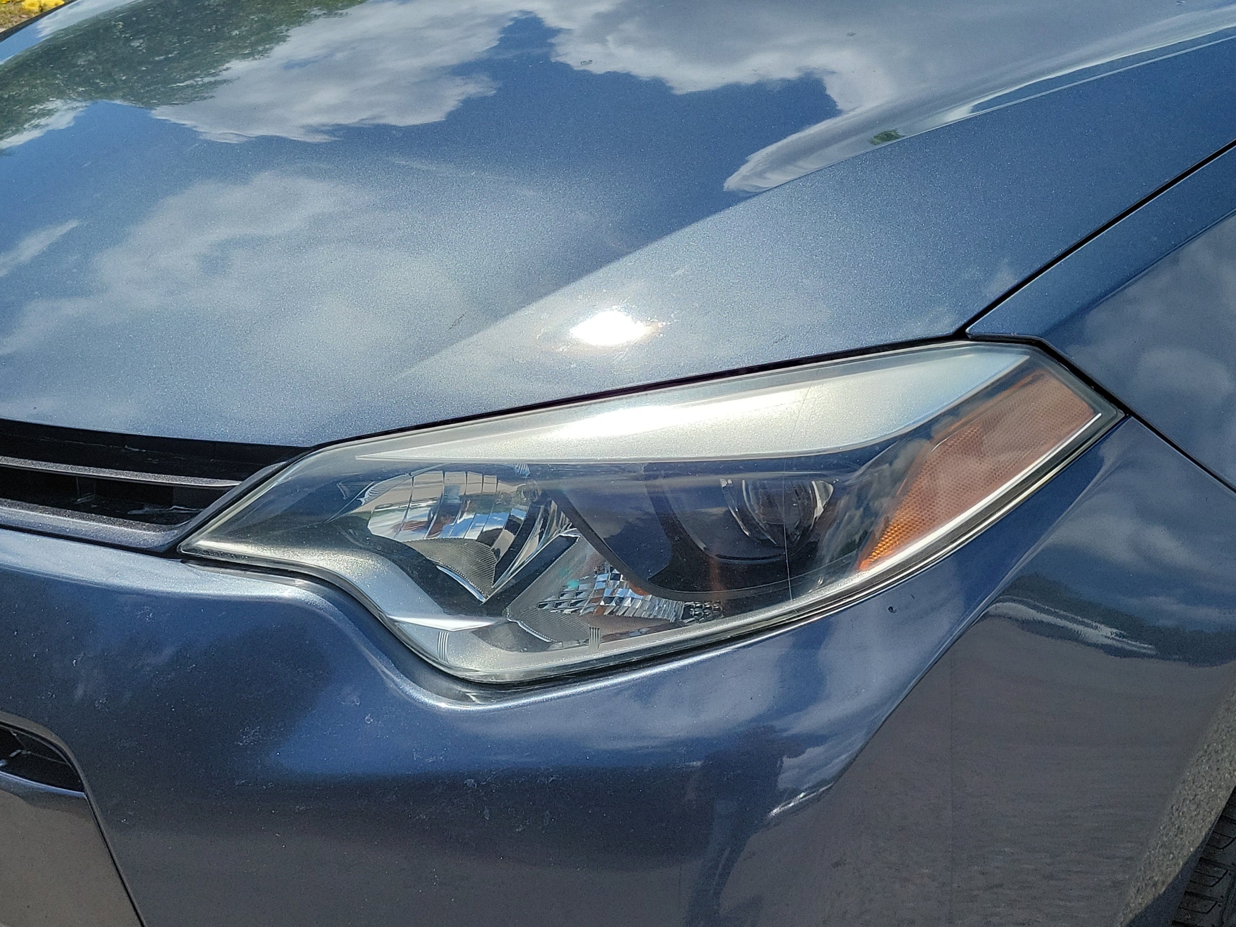 2016 Toyota Corolla LE photo 5