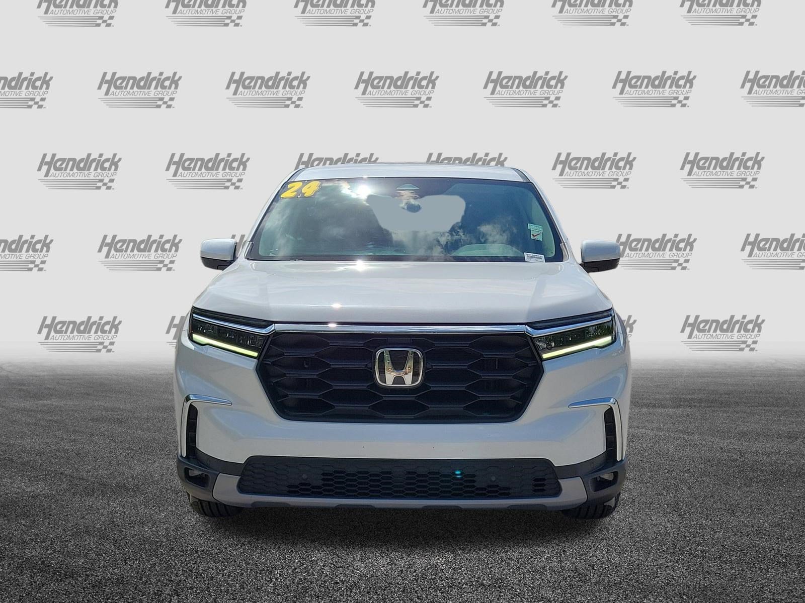 2024 Honda Pilot EX-L photo 2