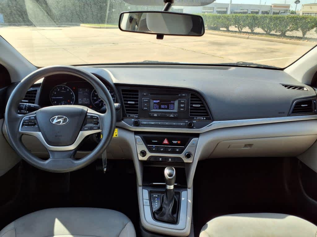Thumbnail: 2017 Hyundai Elantra - 10