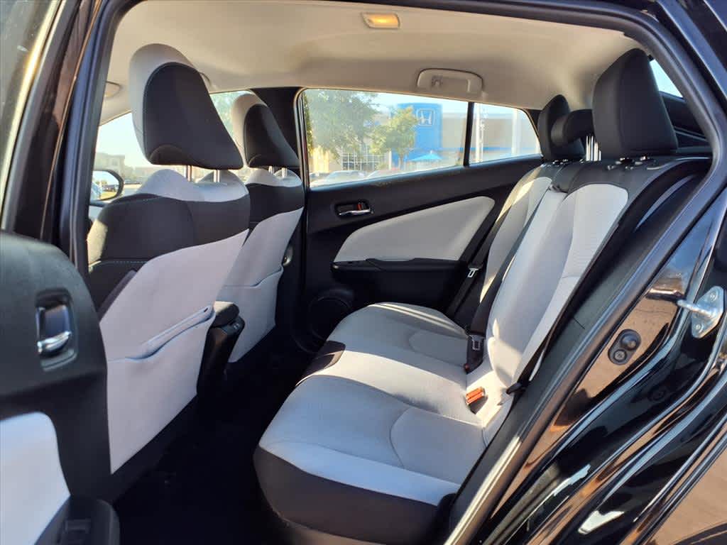 Thumbnail: 2022 Toyota Prius - 13