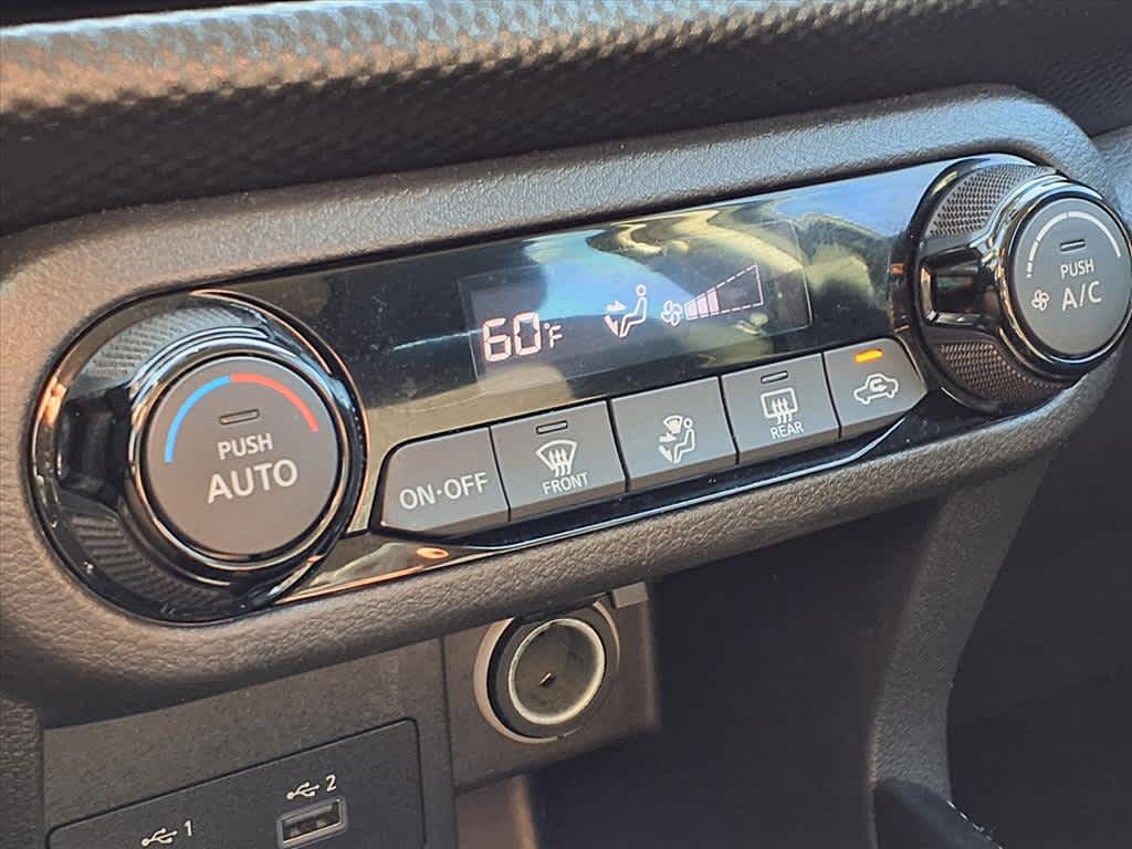 Thumbnail: 2021 Nissan Kicks - 21